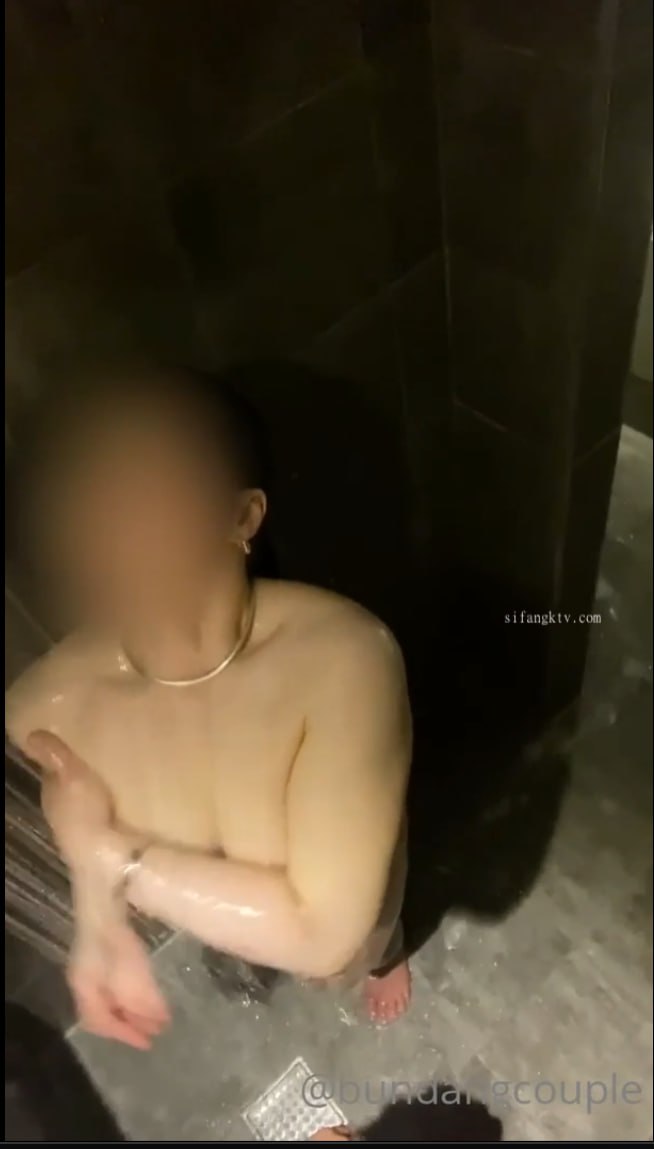 【2023-09-22】drinking cums on condom of 5 person